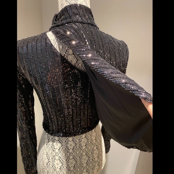 ZARA sequin crop top XS open-back*READ description - Picture 3 of 5